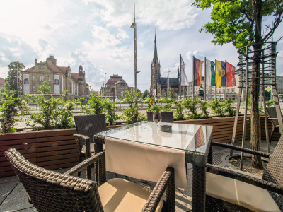 Blick auf den Theaterplatz vom Hotel an der Oper Chemnitz